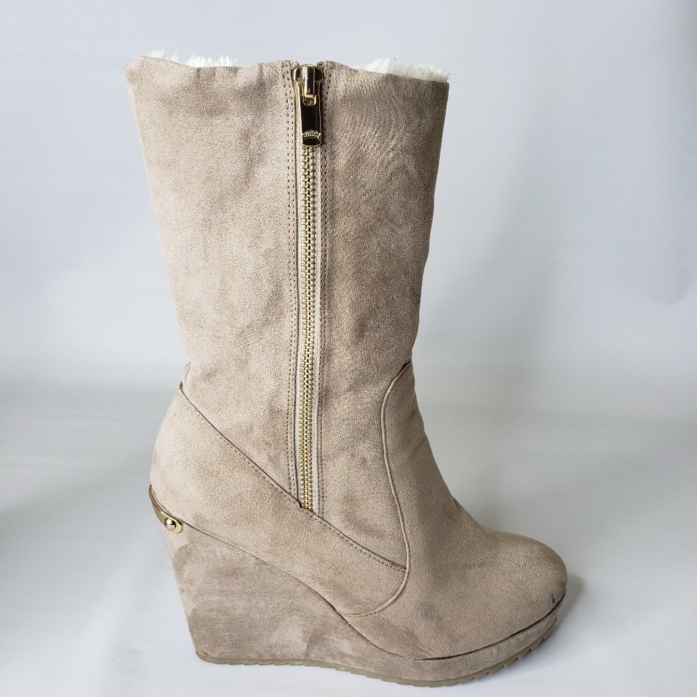 Juicy Couture Taupe Kasia Wedge Boots/Booties 8 - Picture 4 of 16